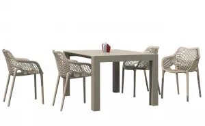 Коричневая пластиковая мебель для кафе 70 см Италия