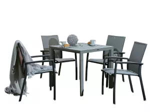 Пластиковая мебель для кафе уличного