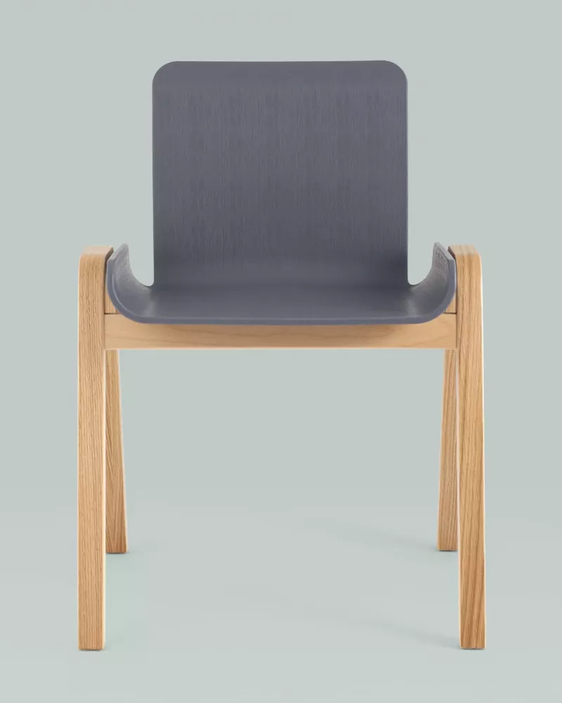 Стул серый пластик с ножками из дерева. Недорого! Стул серый пластик с ножками из дерева. Недорого!