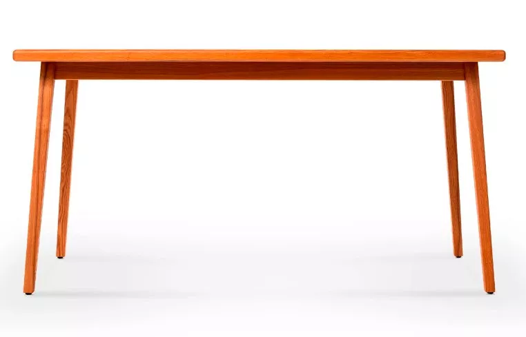 Прямоугольный деревянный стол из термоясеня Прямоугольный деревянный стол из термоясеня