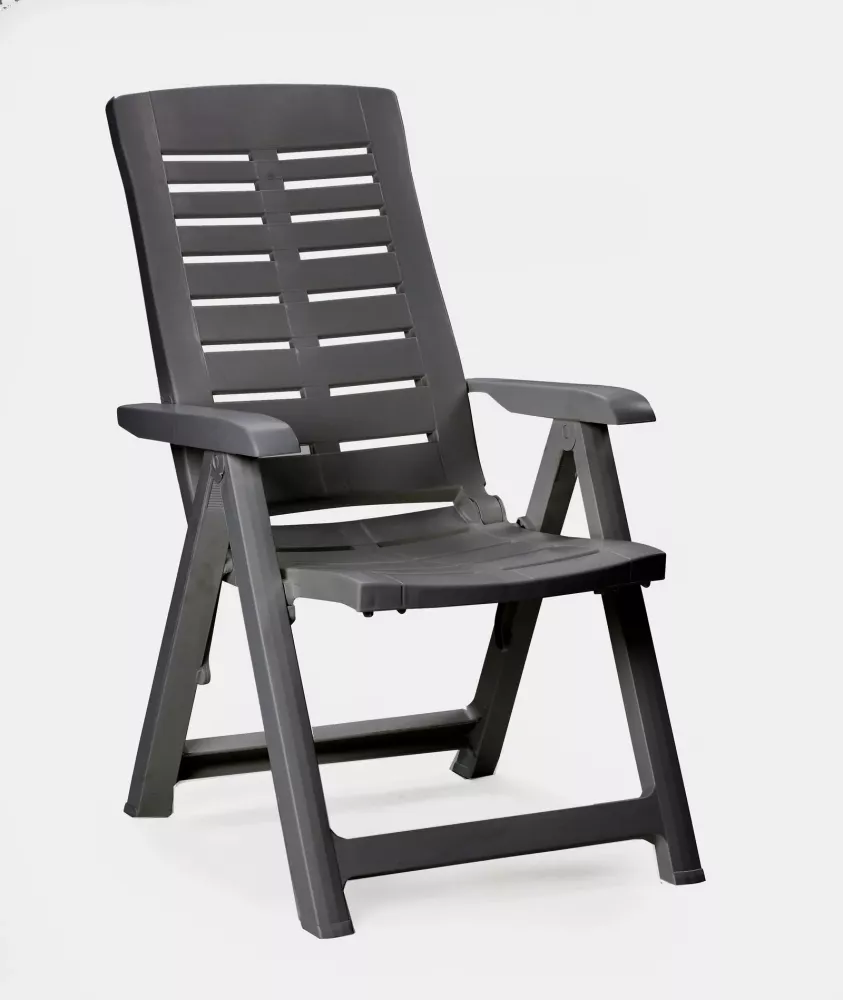 Складное пластиковое кресло с регулировкой спинки. Италия Складное пластиковое кресло с регулировкой спинки. Италия