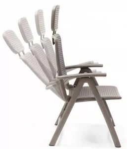 Складные пластиковые стулья с регулировкой наклона спинки
