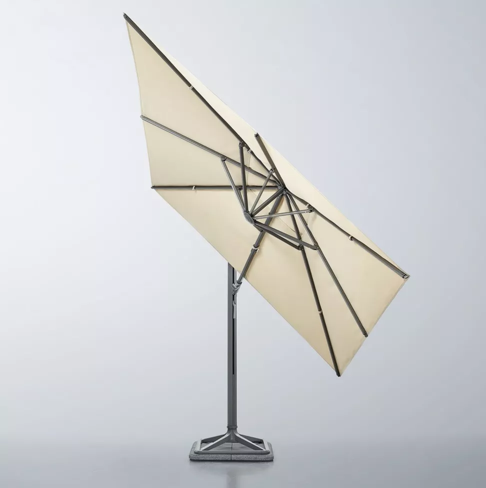 Профессиональный зонт на боковой опоре 3х3м Профессиональный зонт на боковой опоре 3х3м