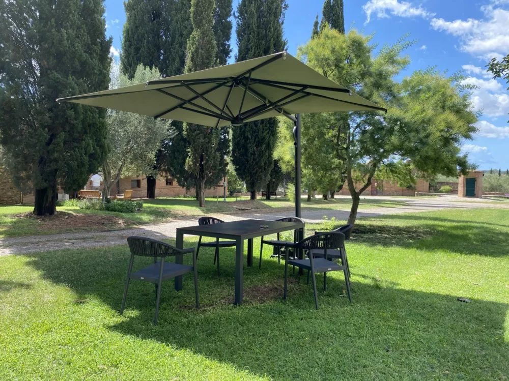 Зонт для кафе профессиональный 2,9х2,9. Купить! Зонт для кафе профессиональный 2,9х2,9. Купить!