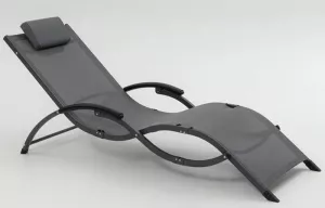 Лежак из искусственного ротанга с подушкой купить